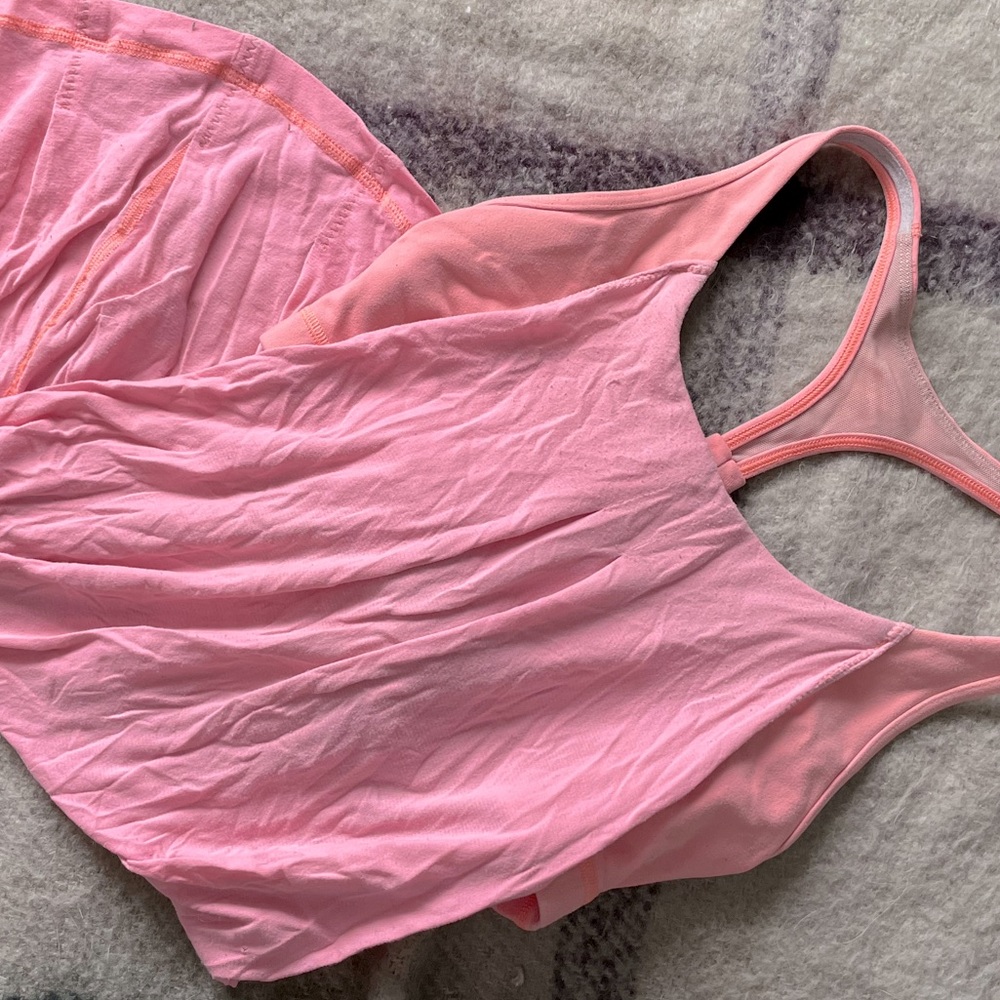 Lululemon coral no limits tank size 8
